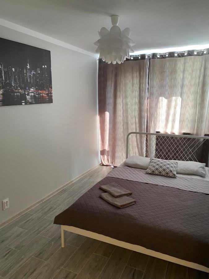 Coser Apartamenty Metro Onz Varsóvia Exterior foto
