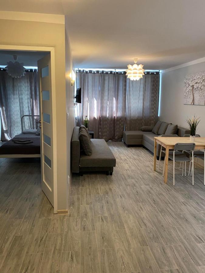 Coser Apartamenty Metro Onz Varsóvia Exterior foto