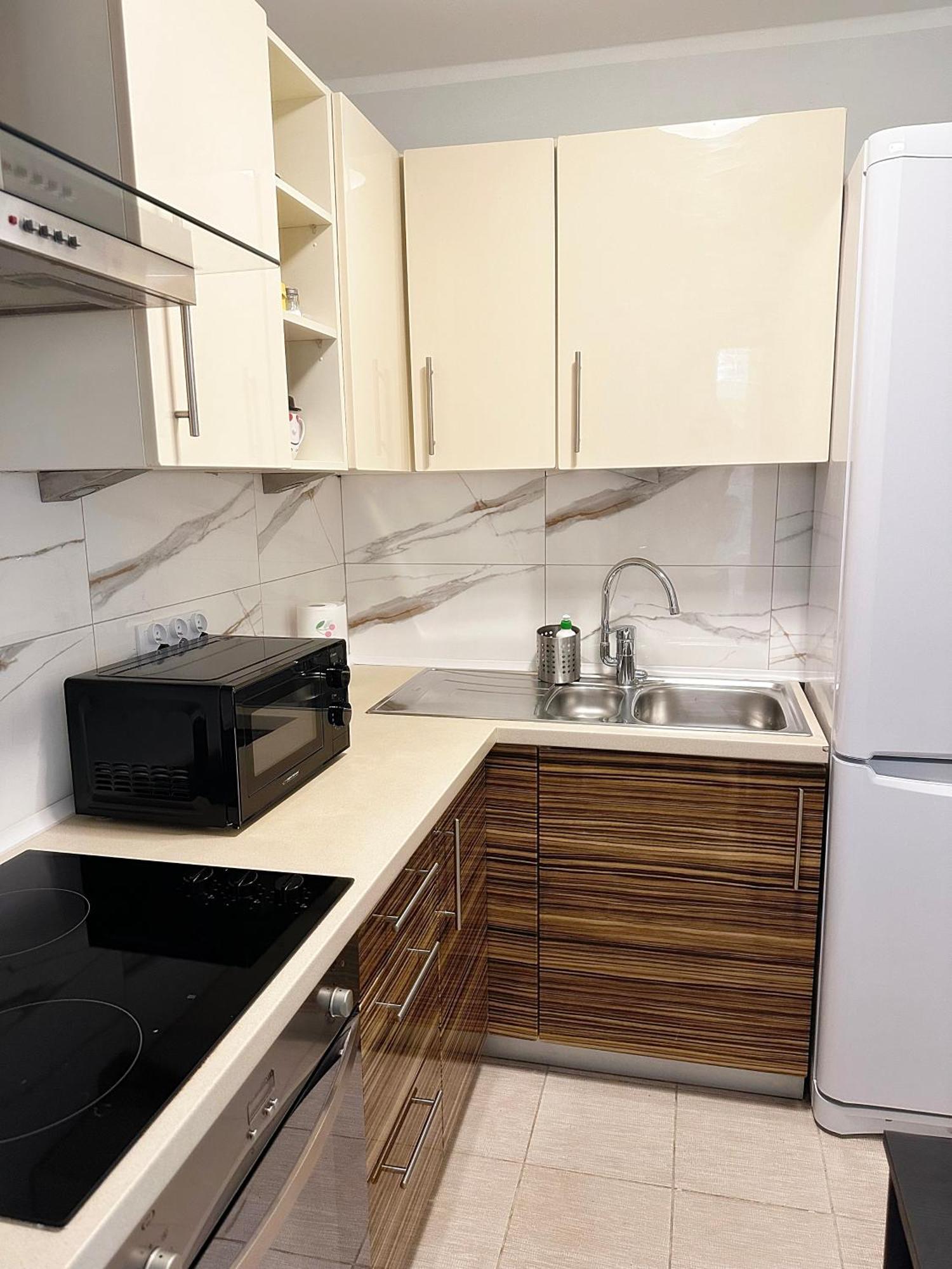 Coser Apartamenty Metro Onz Varsóvia Exterior foto