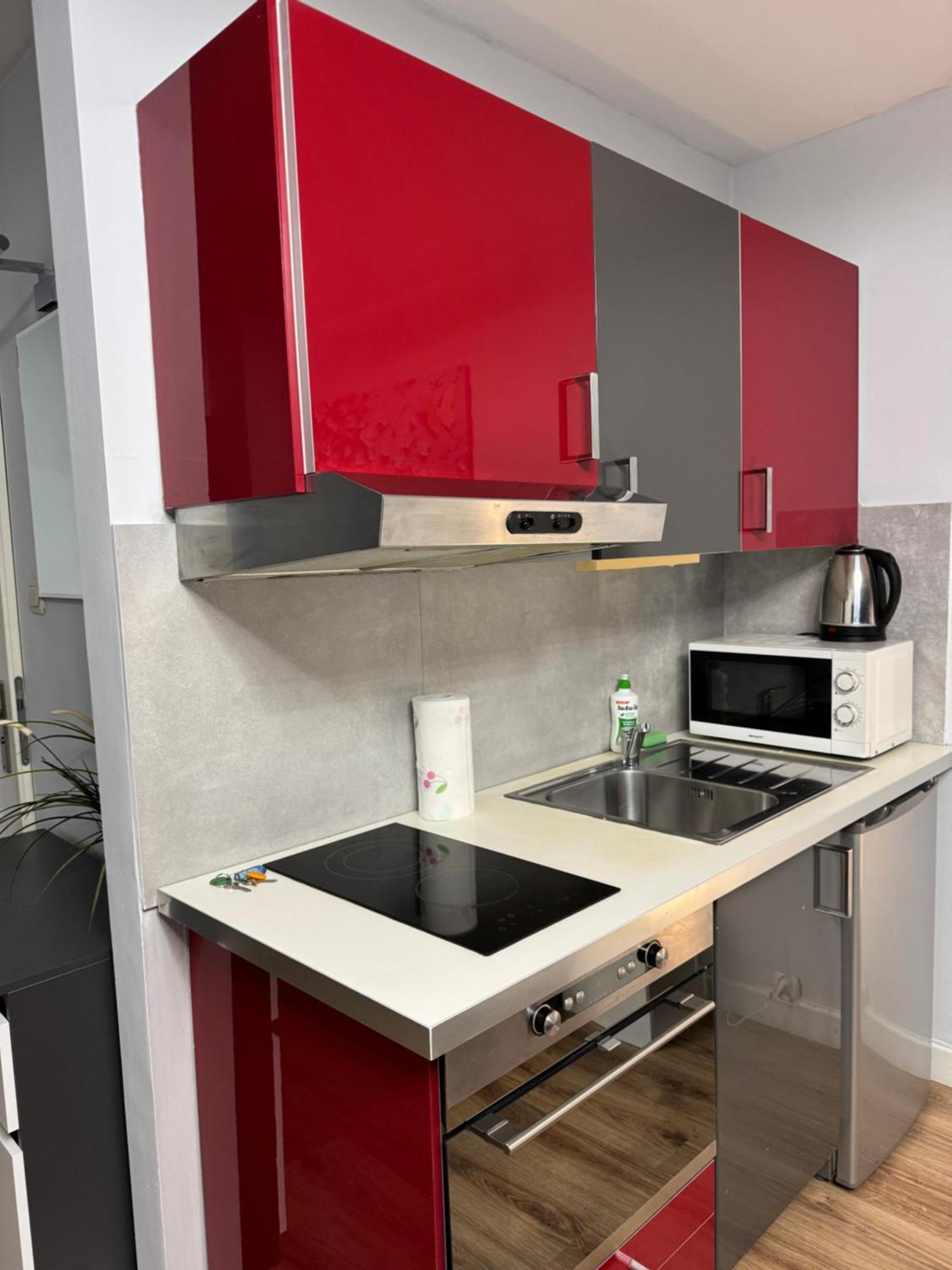 Coser Apartamenty Metro Onz Varsóvia Exterior foto